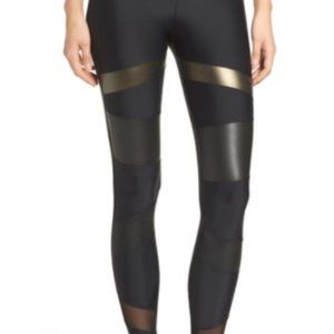 Onzie Women's Mesh inset Leggings Size M/L